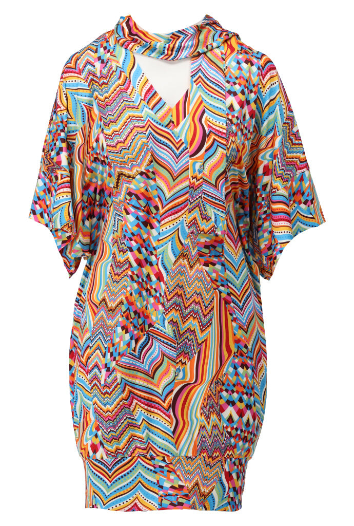 K-design - Mini dress met print, V-hals, sjaaltje en vleermuismouwen (A109P911) - What Els!