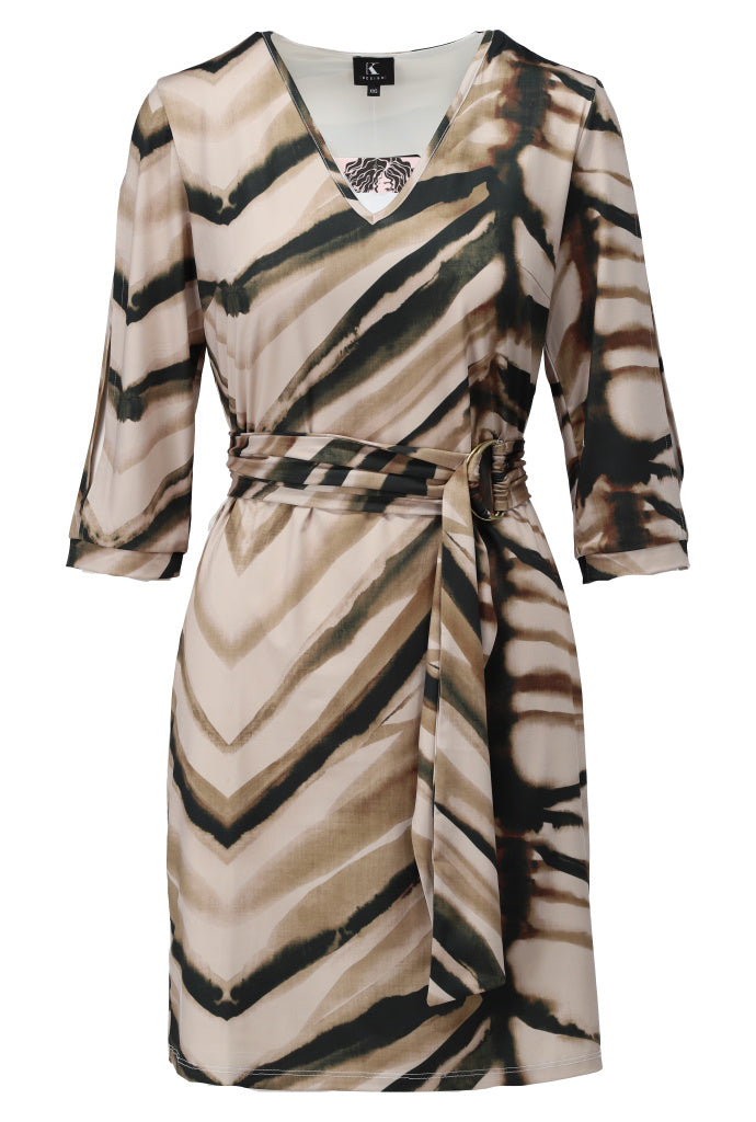 K-design - Mini dress met print, V-hals, open mouwen en stoffen riem (A337P940) - What Els!