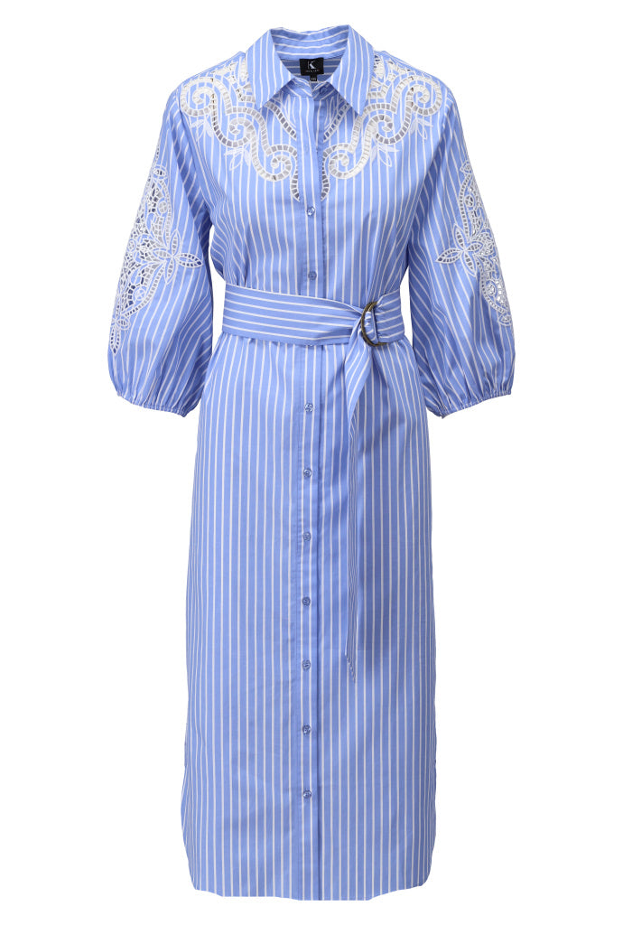 K-design - Maxi dress met borduursel en stoffen riem (A760Blue stripe) - What Els!