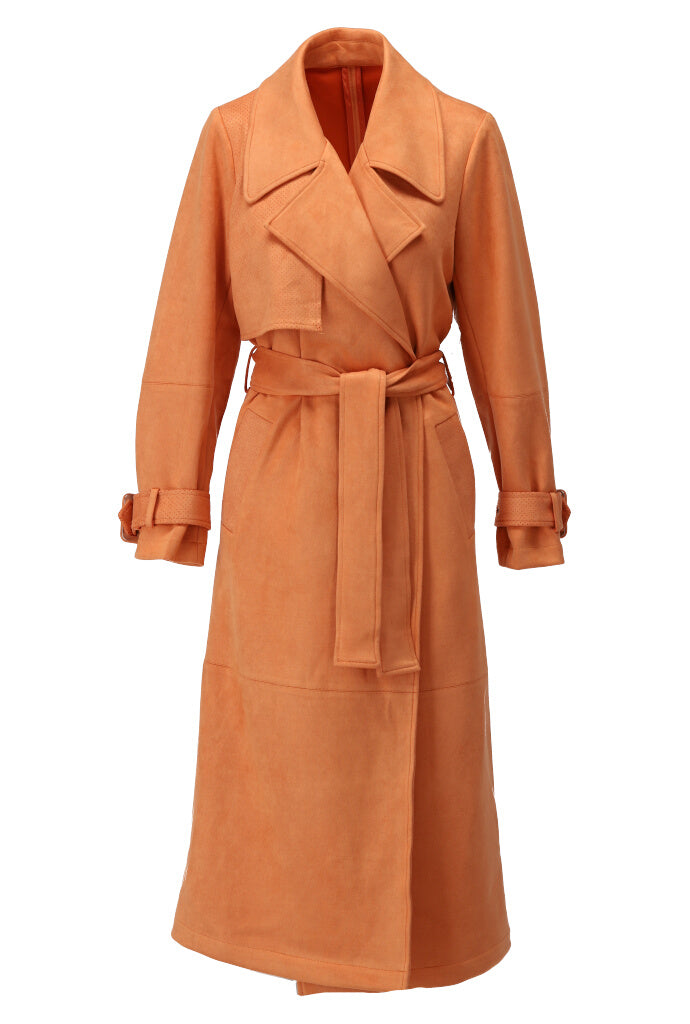 K-design - Lange jas in vegan daim met riem (A900Caramel) - What Els!