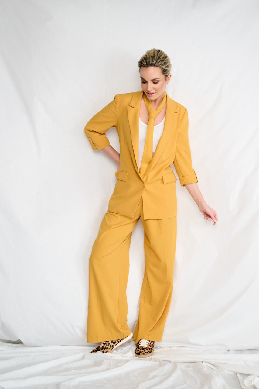 K-design - Wijde broek met plooien (A603Golden apricot) - What Els!