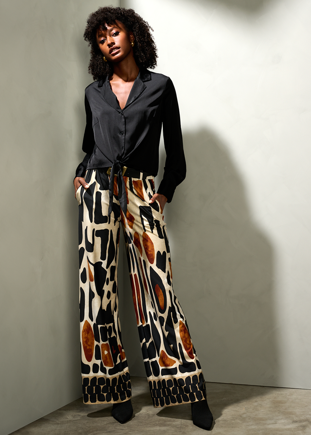 K-design - Blouse in satijn look met knoop - What Els!