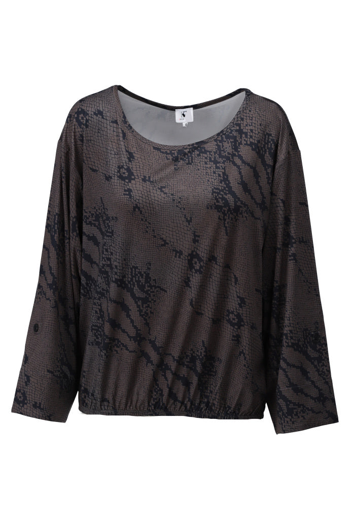 K-design Fall 2026 D315 P155 lifestyle image