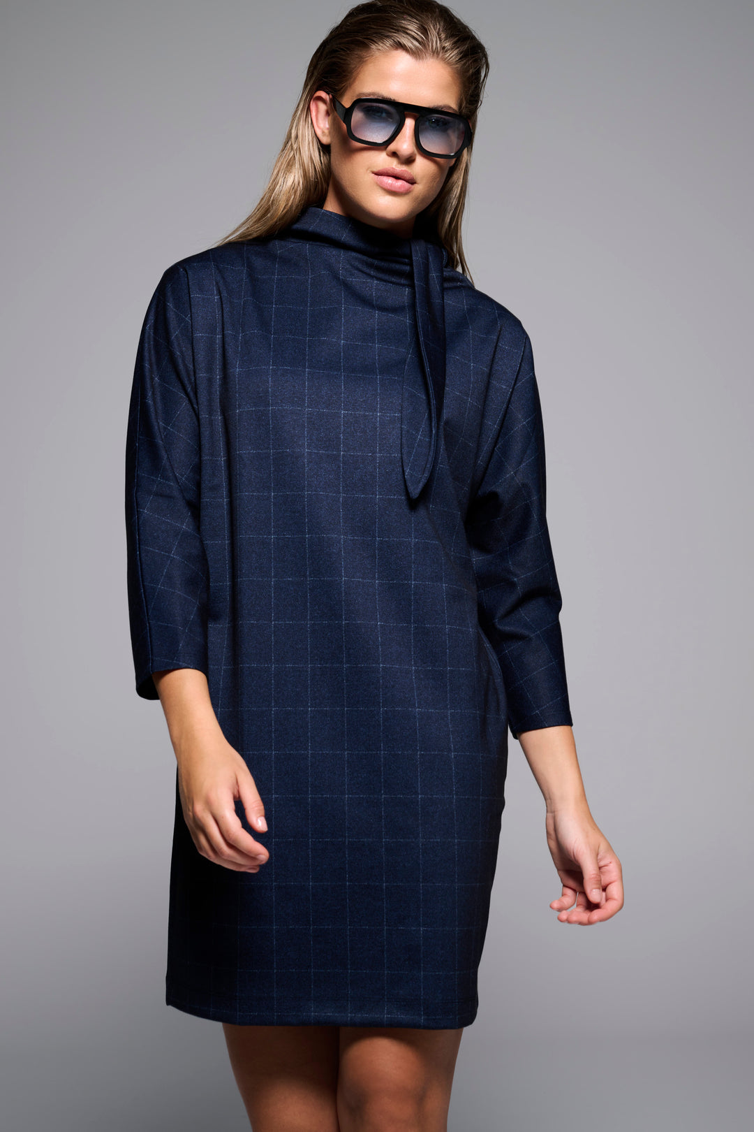 You're My Lobster — Jurk met knoop effect aan hals — publicity dark blue