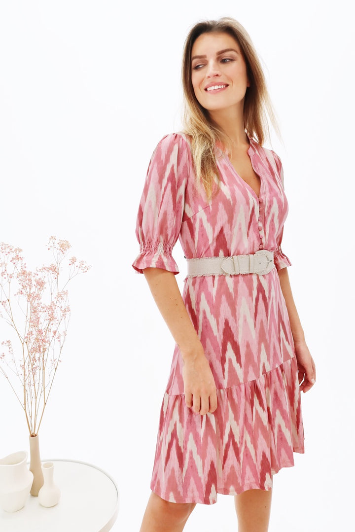 K-design - Mini dress met grafische print en bijpassende riem (Y149) - What Els!