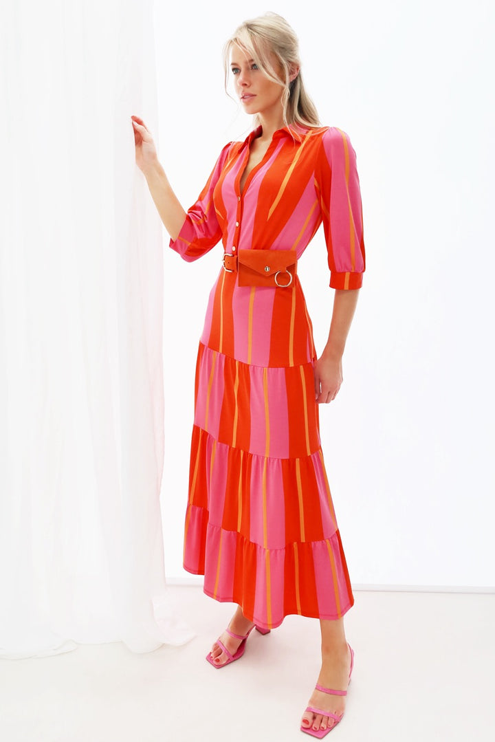 K-design - Gestreepte maxi dress met volant en bijpassende riem met tasje (Y381) - What Els!