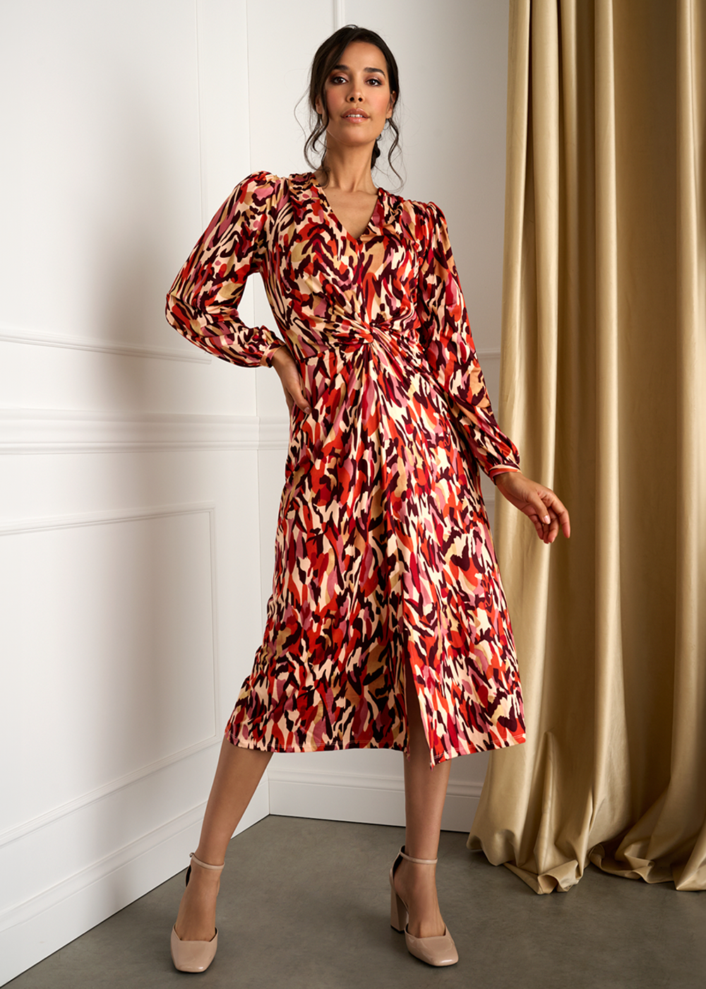 K-design - Midi dress met print, V-hals en knoop - What Els!