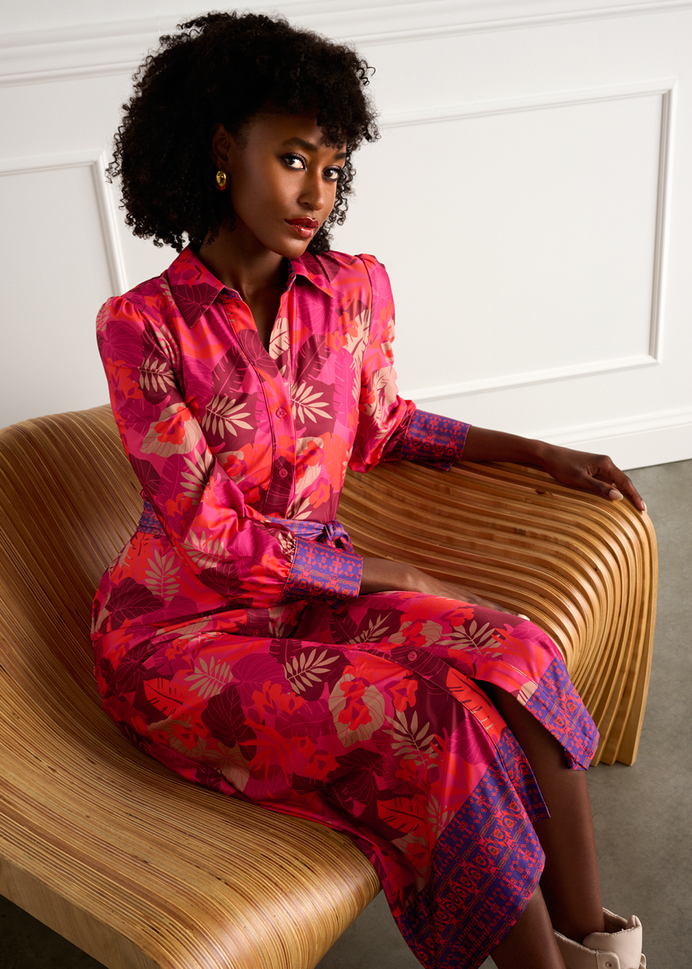 K-design - Maxi dress met print, knopen en stoffen riem - What Els!