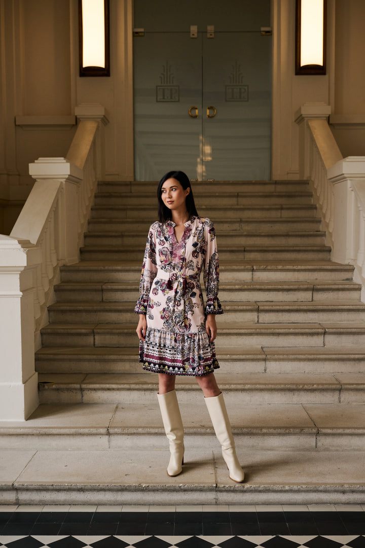 K-design - Mini dress met print en stoffen riem - What Els!