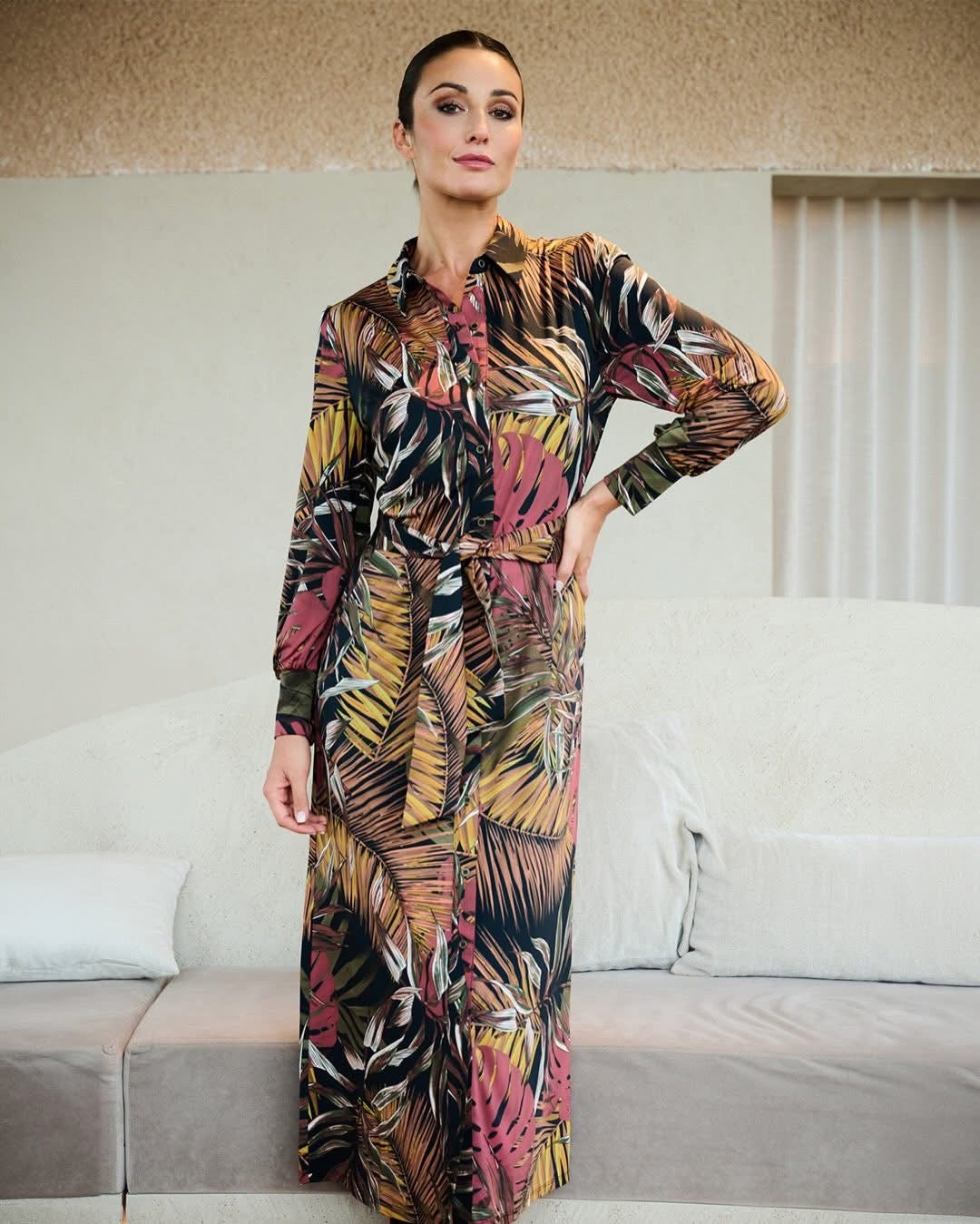 K-Design - Maxi jurk met design en stoffen riem (B212)