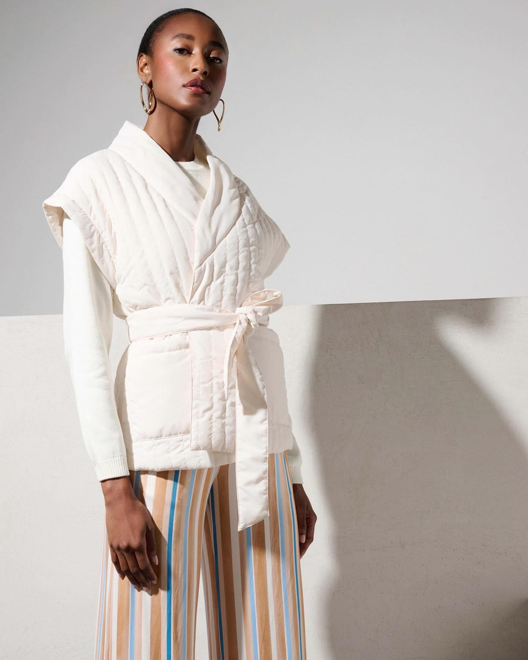 K-design - Gewatteerde crossover gilet met zakken en riem (Y902) - What Els!