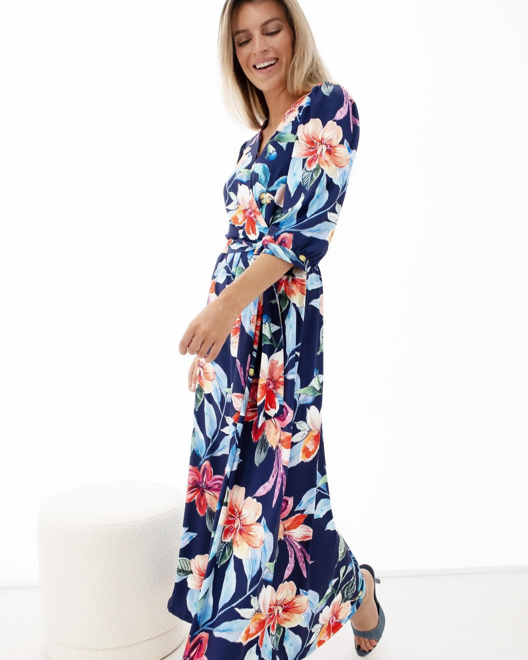 K-design - Crossover maxi dress met bloemenprint en stoffen riem (Y318) - What Els!