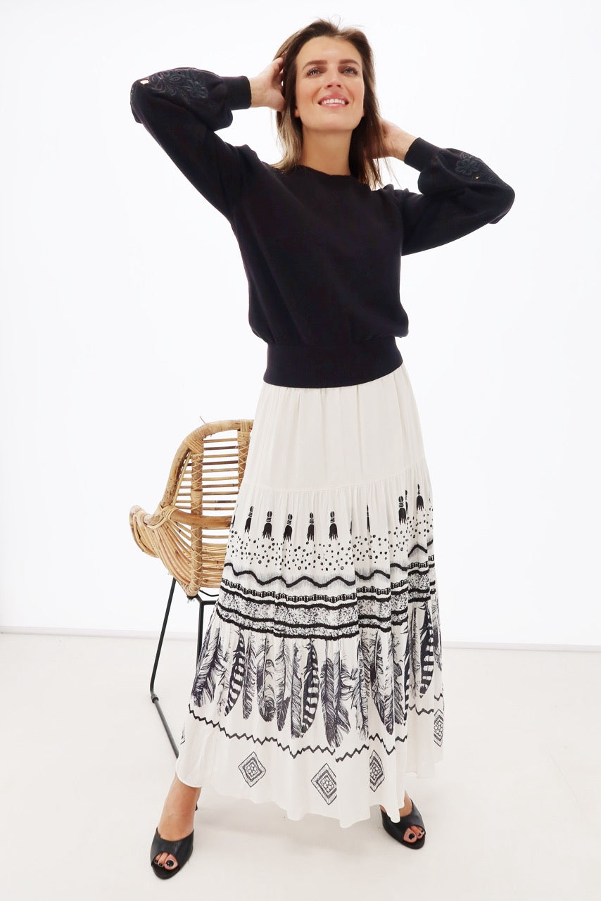 K-design - Pull met ronde hals en borduursel (Y824) - What Els!