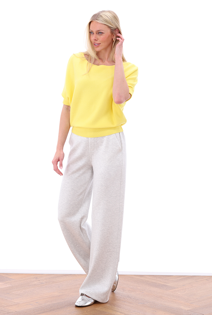 K-design - Basic pull met vleermuis mouwen (A809Goldfinch) - What Els!