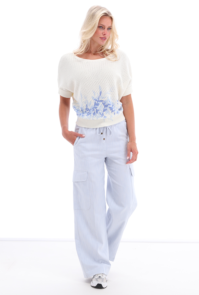 K-design - Pull avec vleermuismouwen en bleu imprimé