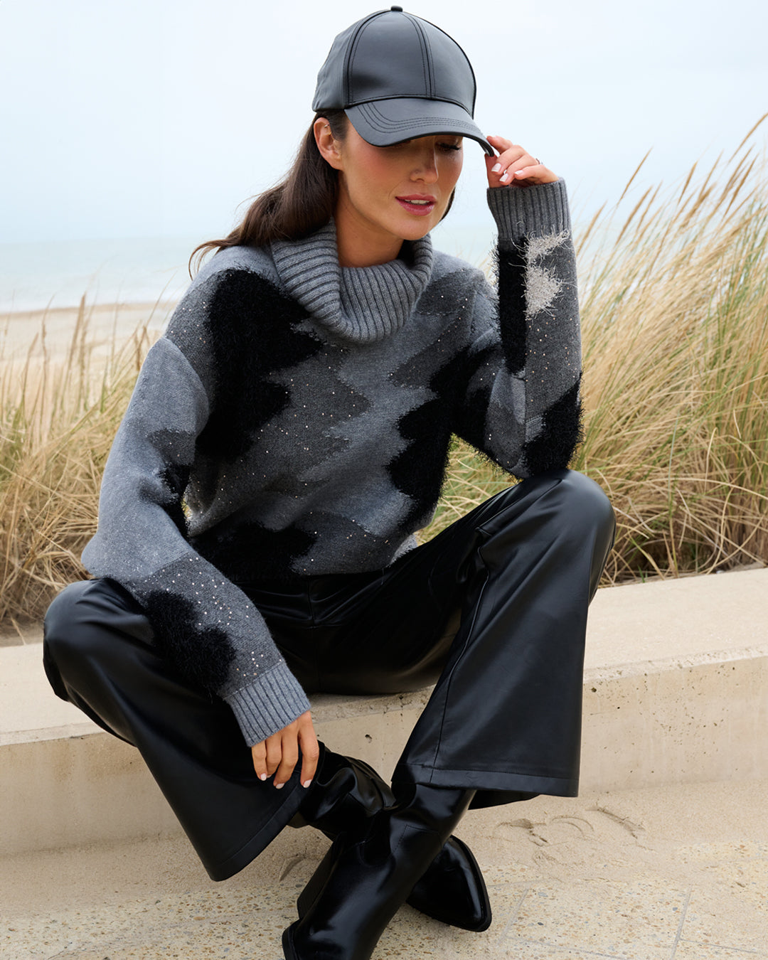 K-Design - Vegan lederen broek met bijpassende riem (B751)