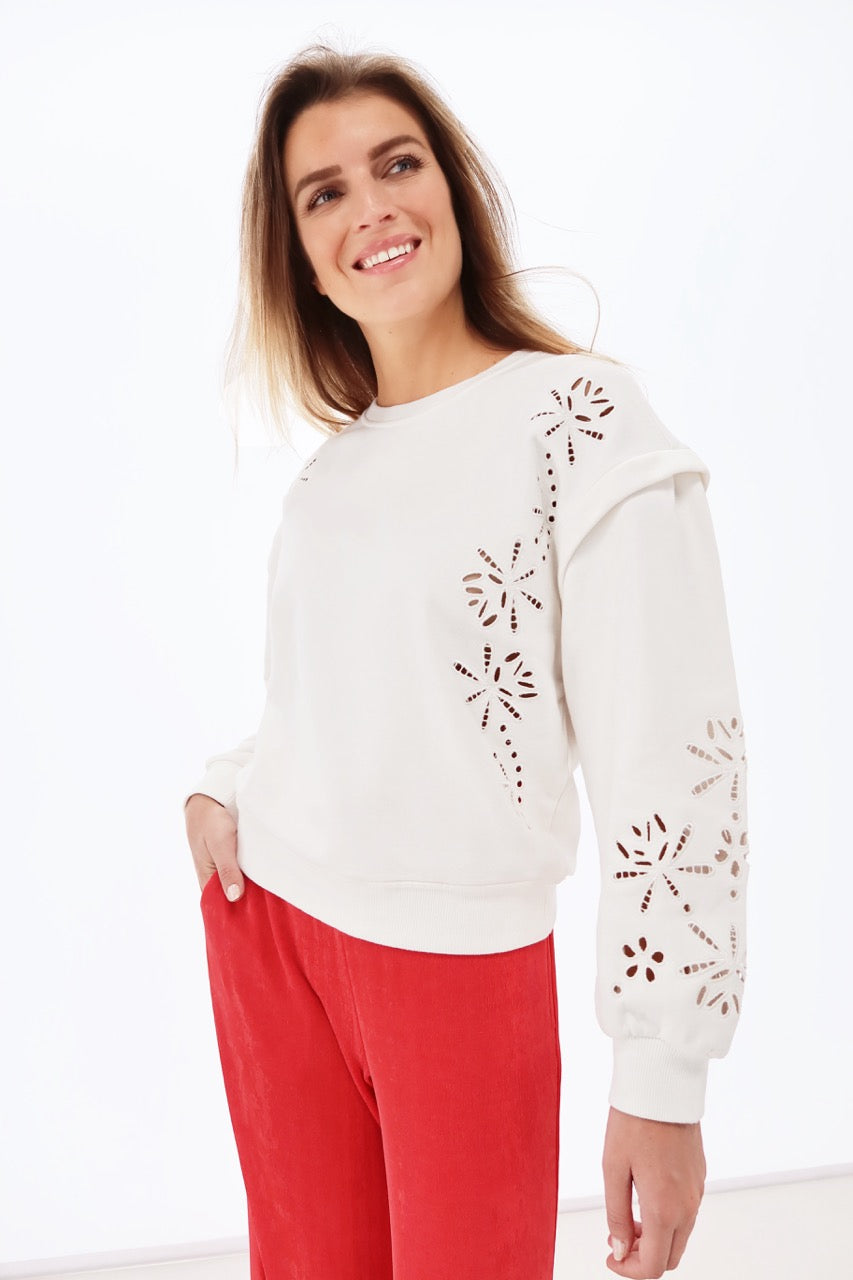 K-design - Pull met bloemborduursel (Y890) - What Els!