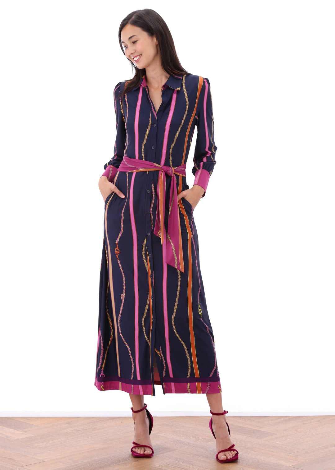 K-design - Maxi dress met print, knopen en stoffen riem - What Els!
