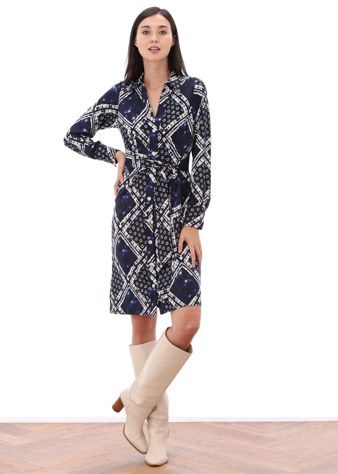 K-design - Mini dress met print, knopen en vast striklint - What Els!