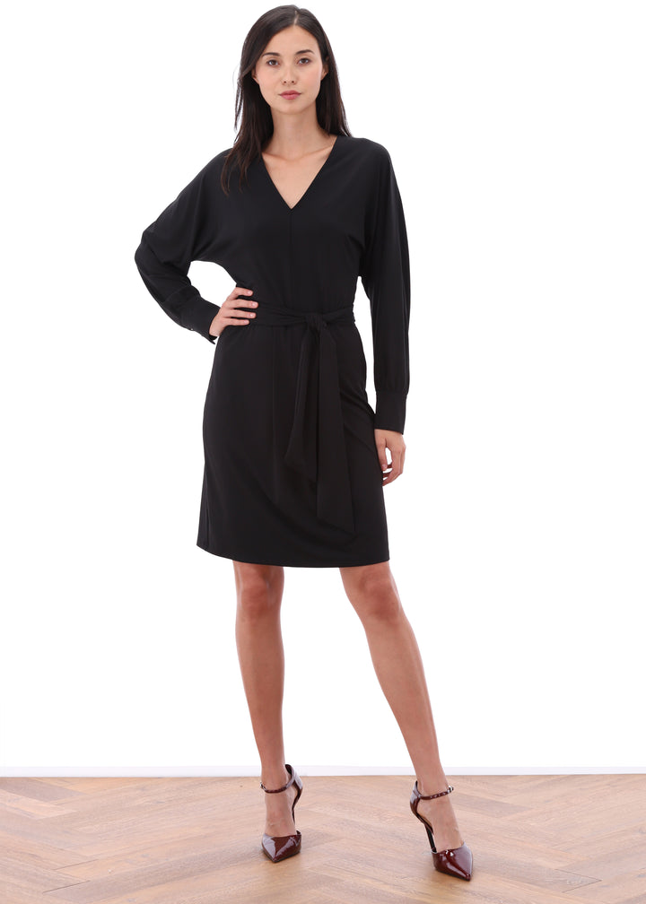 K-design - Effen midi dress met V-hals, plooi en stoffen riem - What Els!