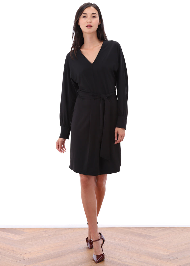 K-design - Effen midi dress met V-hals, plooi en stoffen riem - What Els!