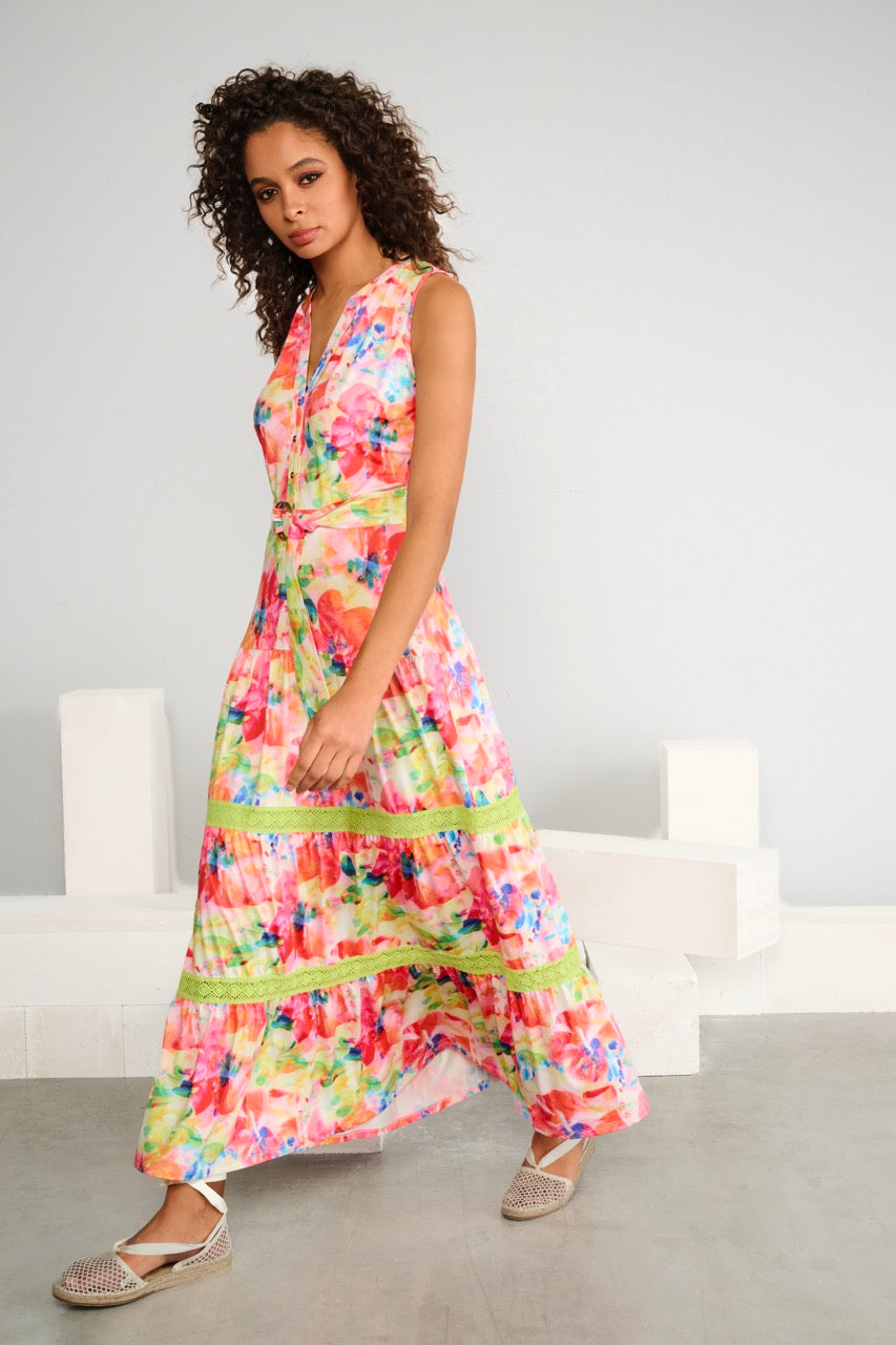 K-design - Mouwloze maxi dress met print, volants, haakwerk en stoffen riem (A217P982) - What Els!