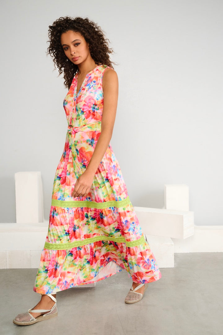 K-design - Mouwloze maxi dress met print, volants, haakwerk en stoffen riem (A217P982) - What Els!