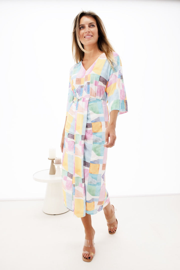 K-design - Midi dress met V-hals, print en plooi (Y370) - What Els!