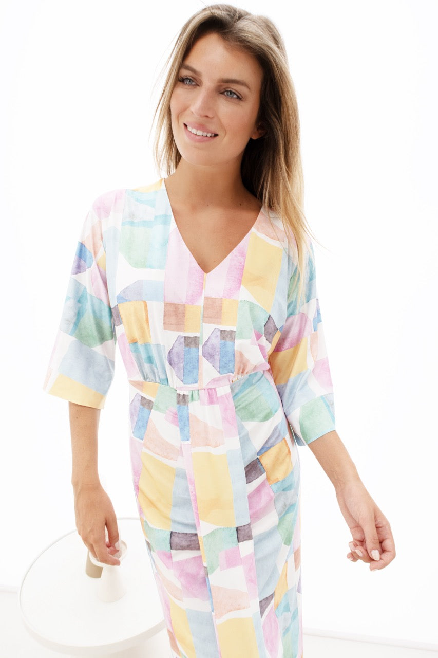 K-design - Midi dress met V-hals, print en plooi (Y370) - What Els!