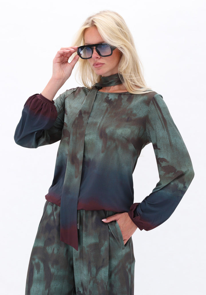 K-design — Top met design — campagnebeeld P172