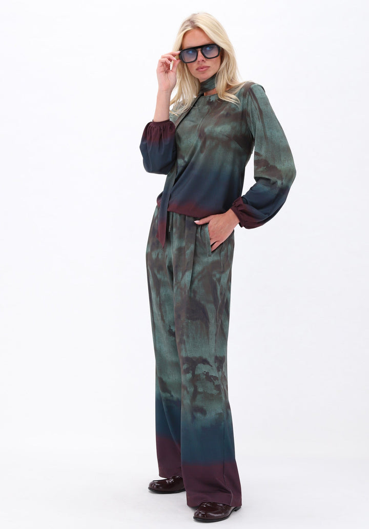 K-design — Top met design — campagnebeeld P172