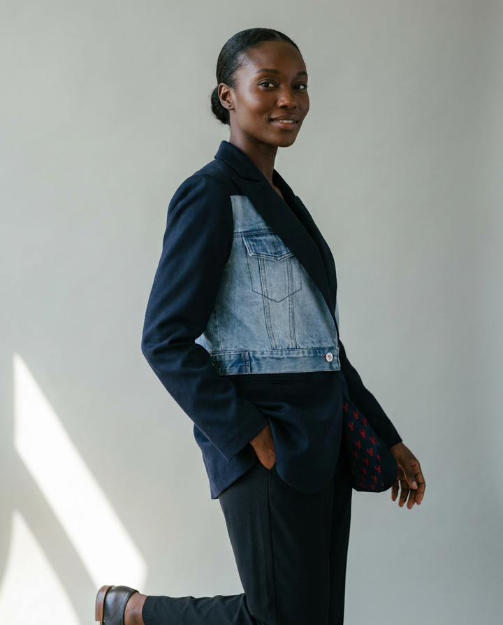 You're My Lobster — Blazer met jeans studio