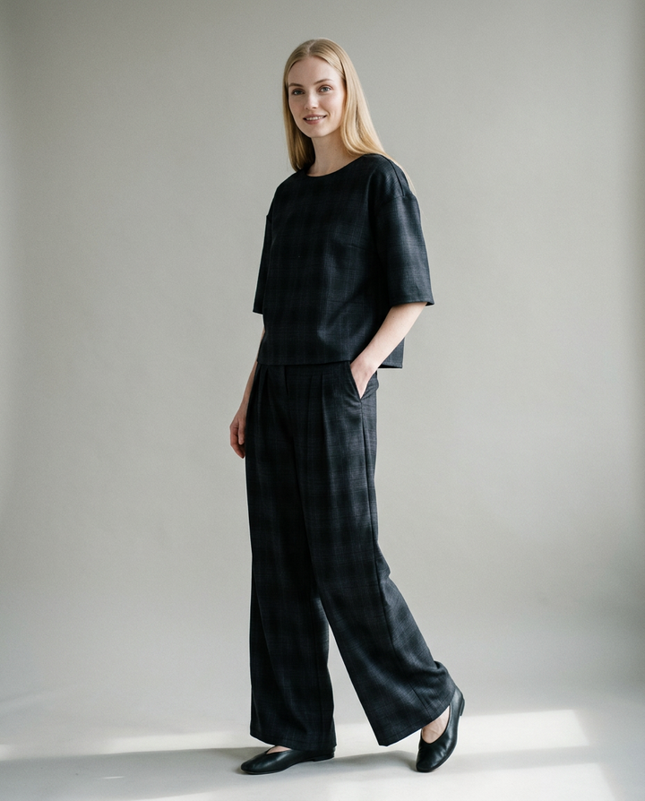 You're My Lobster — Top met krijtstreep & rits studio look black