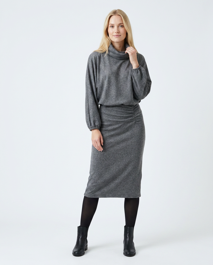You're My Lobster — Soft touch midi jurk met rolkraag (Grey) studio Dark Grey melange