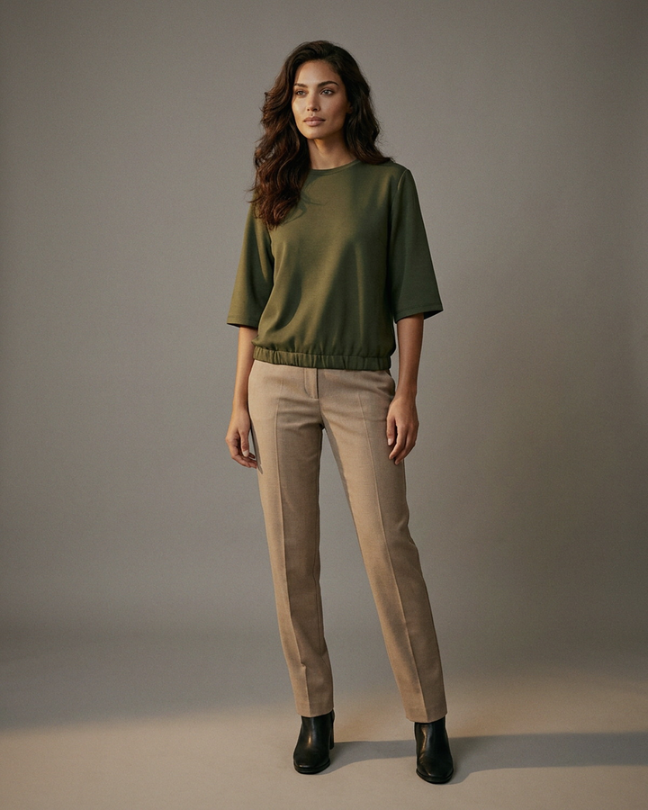 You're My Lobster — Soft touch top met ronde hals studio Dark Olive