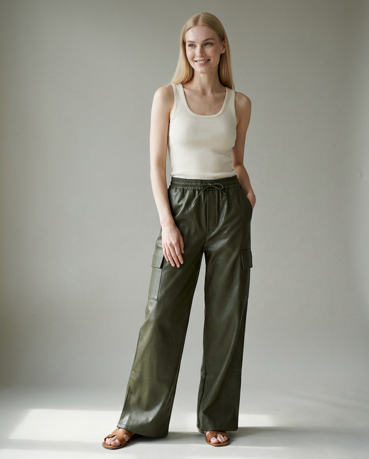 You're My Lobster — Cargo broek in lederlook studio Dark olive