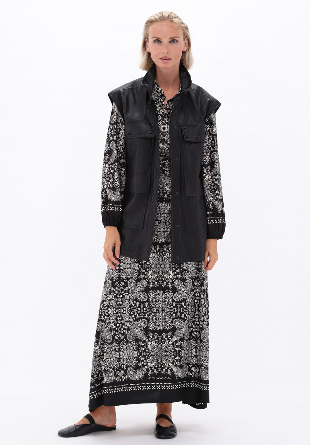 You're My Lobster — Maxi jurk met paisley print — campagnebeeld P152