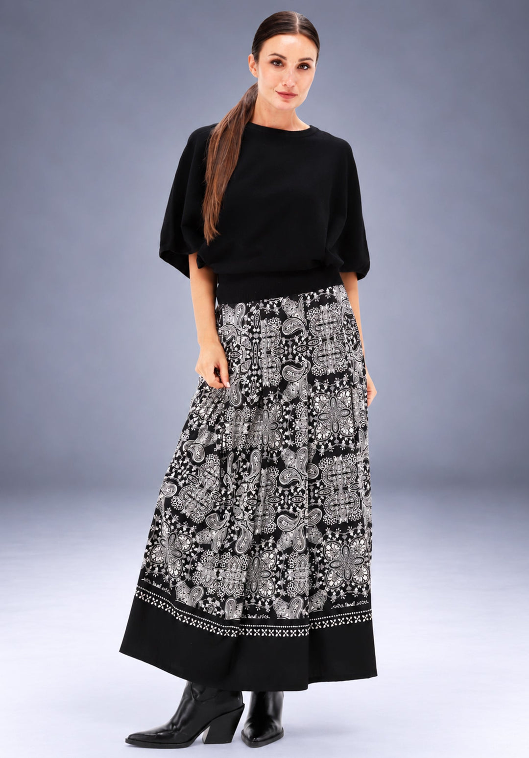 You're My Lobster — Maxi rok met paisley print — campagnebeeld P152
