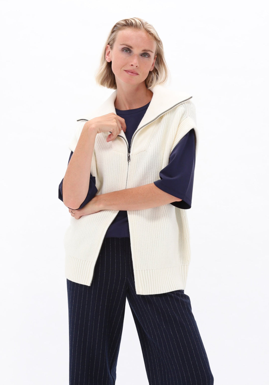 You're My Lobster — Broek met krijtstreep — campagnebeeld DARKBLUE12