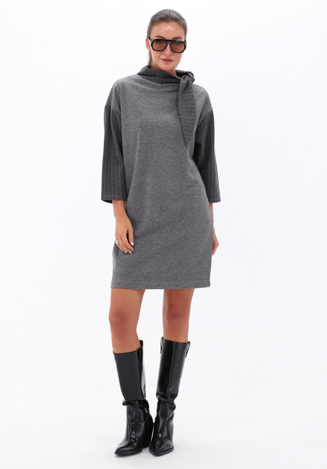 You're My Lobster — Jurk met krijtstreep fantasie — campagnebeeld GREY212