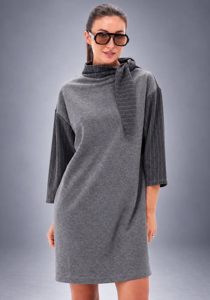 You're My Lobster — Jurk met krijtstreep fantasie — campagnebeeld GREY