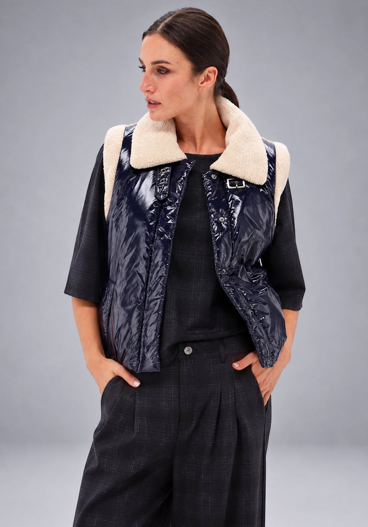 You're My Lobster — Broek met krijtstreep & plooien — campagnebeeld BLACK