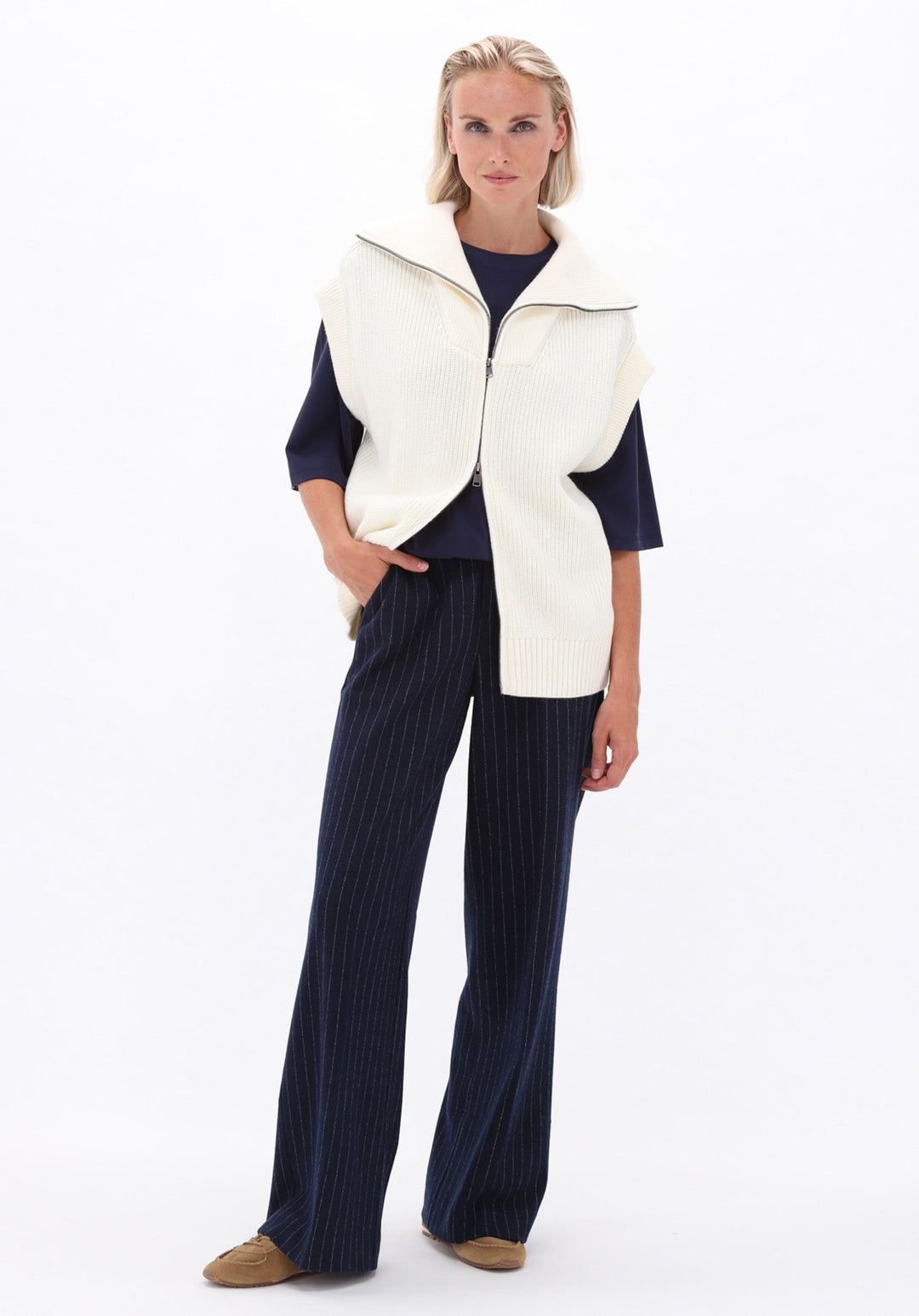 You're My Lobster — Soft touch top met ronde hals — campagnebeeld NAVY