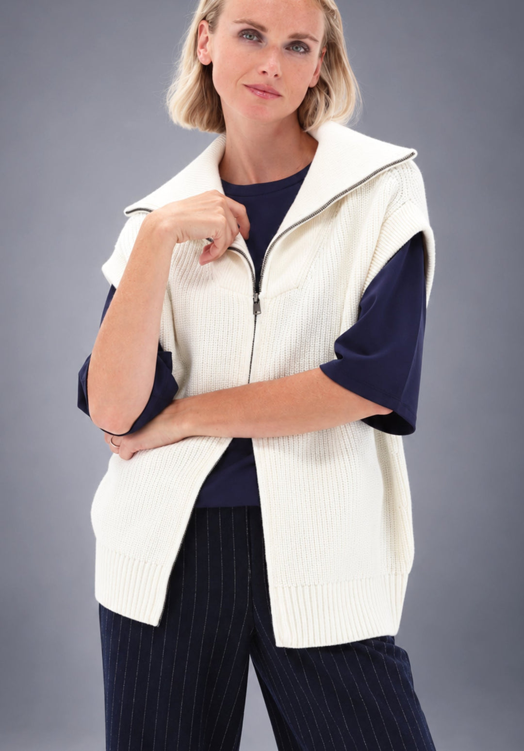 You're My Lobster — Soft touch top met ronde hals — campagnebeeld NAVY