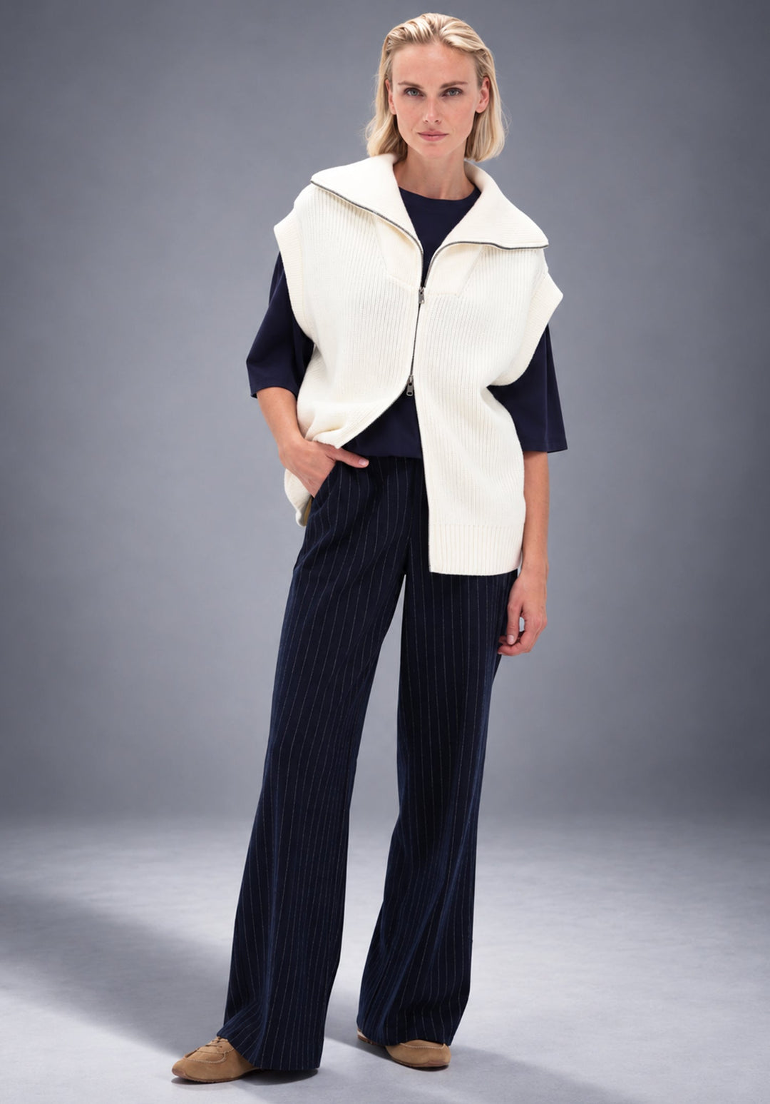 You're My Lobster — Soft touch top met ronde hals — campagnebeeld NAVY