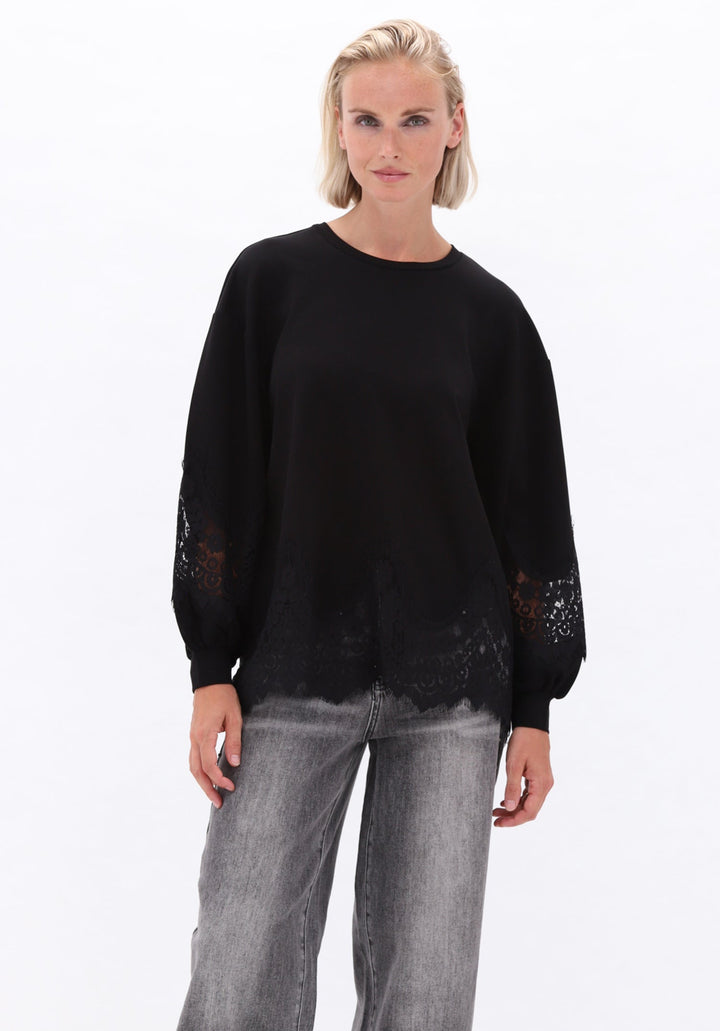 You're My Lobster — Top ronde hals met kant — campagnebeeld BLACK1