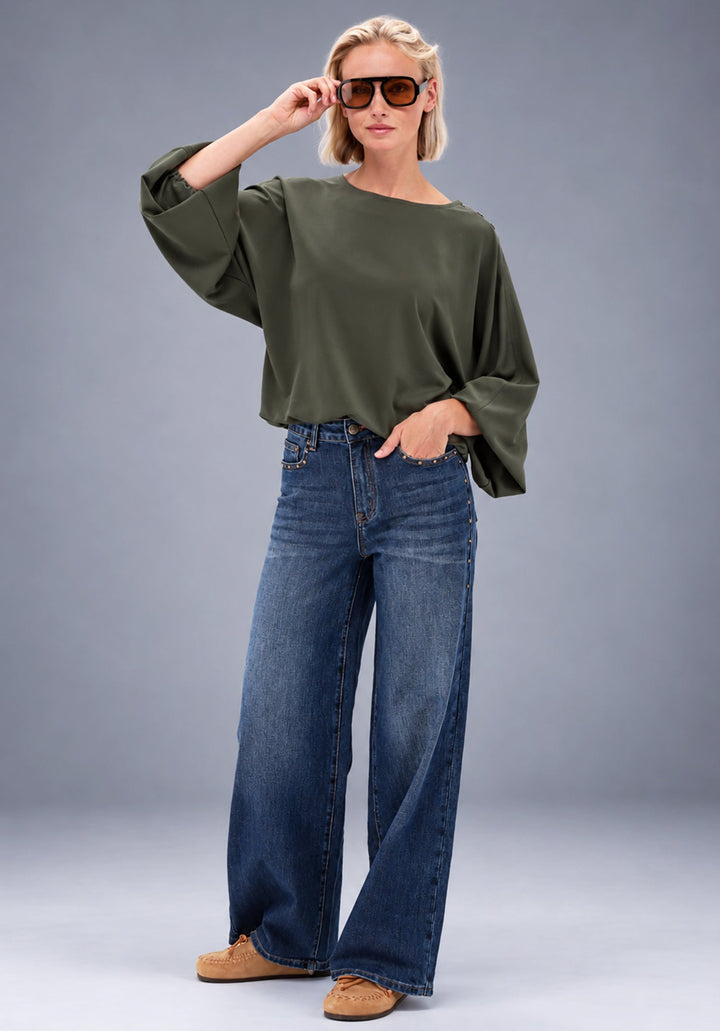 You're My Lobster — Wijde jeans met studs — campagnebeeld DARKBLUEDENIM