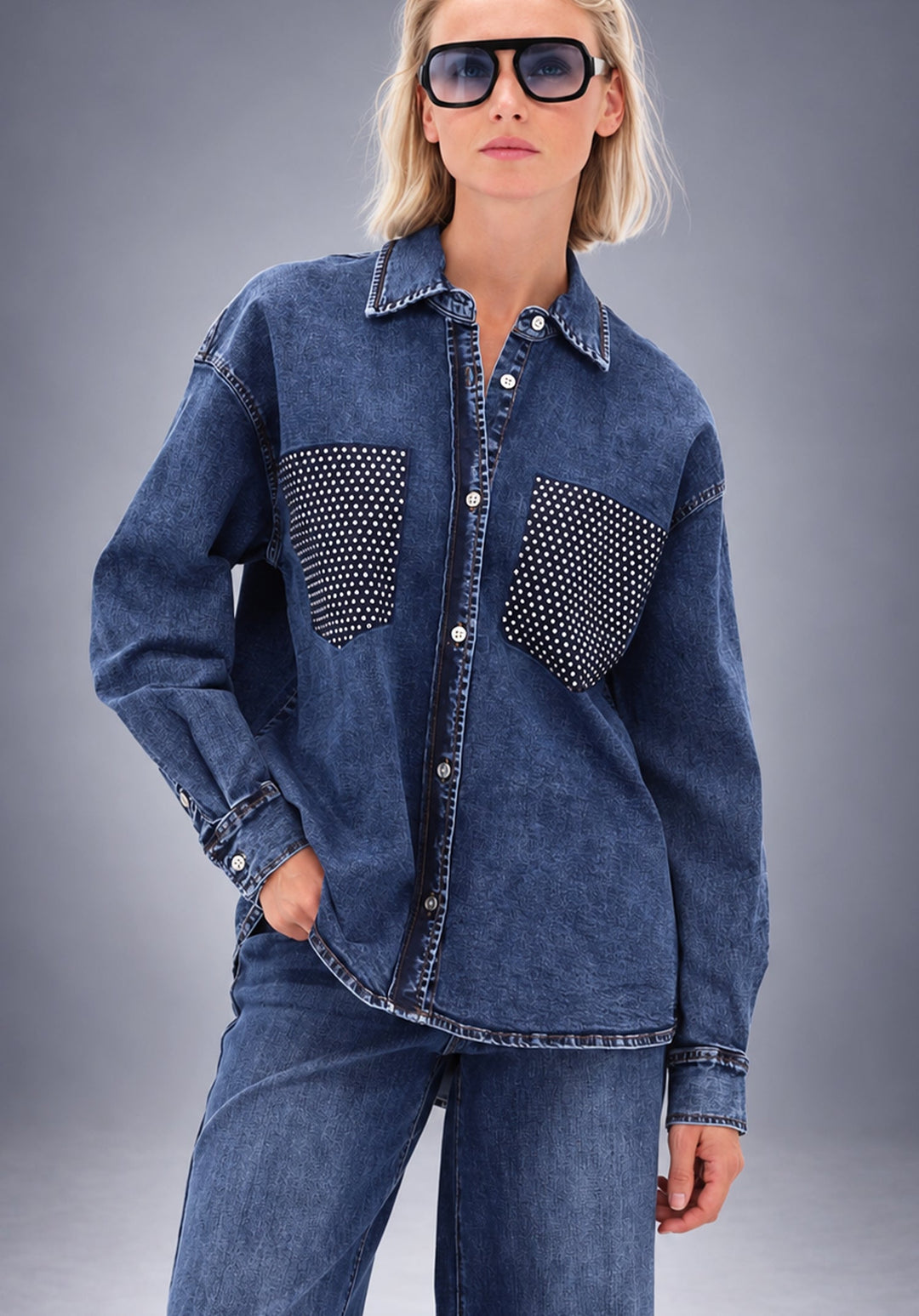 You're My Lobster — Jeanshemd met strass — campagnebeeld BLUEDENIM