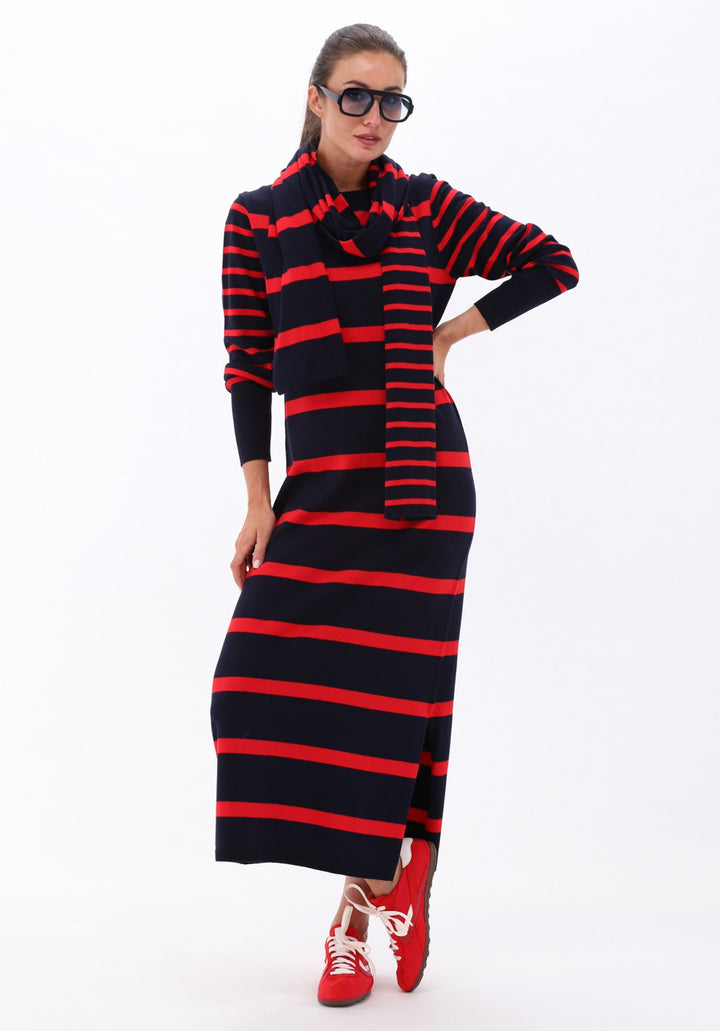 You're My Lobster — Gebreide maxi jurk met strepen & sjaal — campagnebeeld NAVY