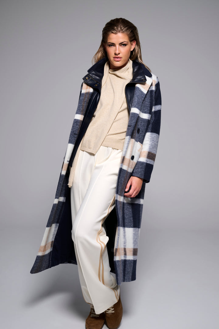 You're My Lobster — Geruite lange mantel — publicity dark blue gilet